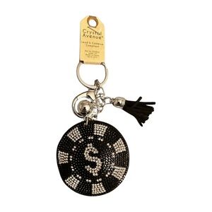 Crystal Avenue‎ Black and Silver Poker Chip Keychain